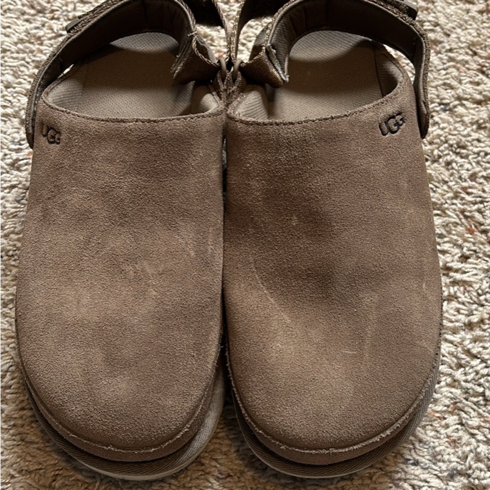 UGG Brown golden star Slip-Ons